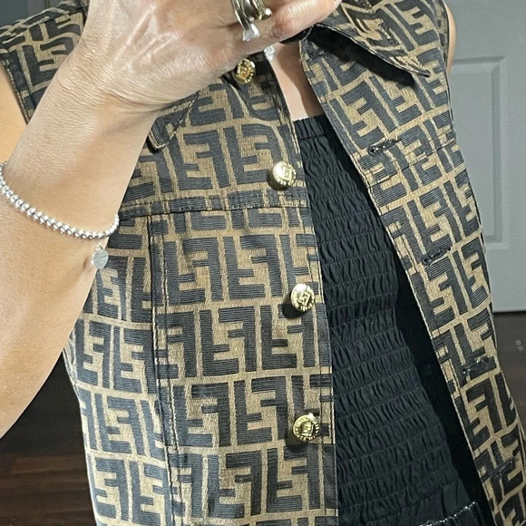 Fendi Jeans Cropped Jacket Vest size IT40 - Picture 7 of 17